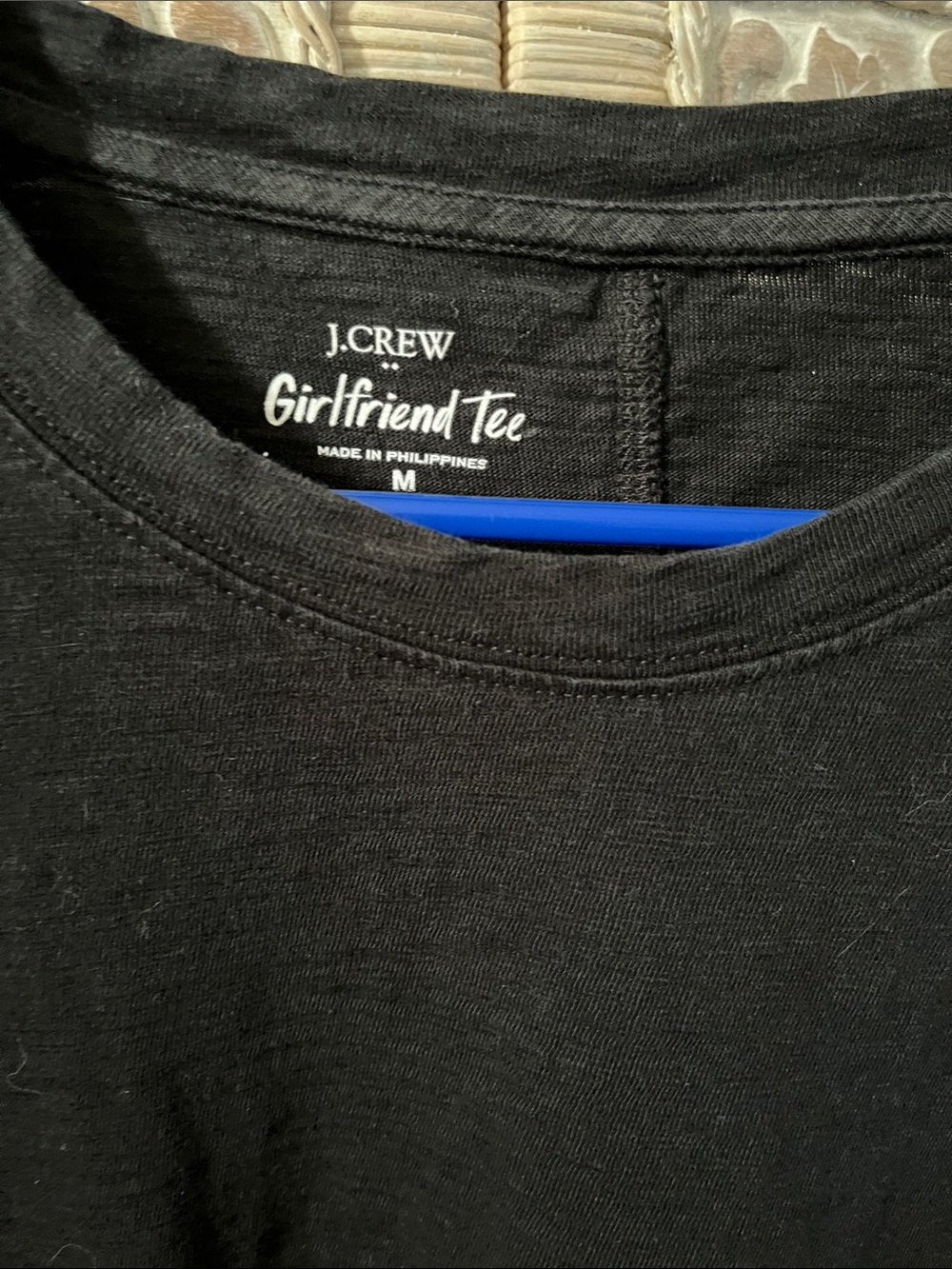 Long sleeve black T shirt - Picture 2 of 3